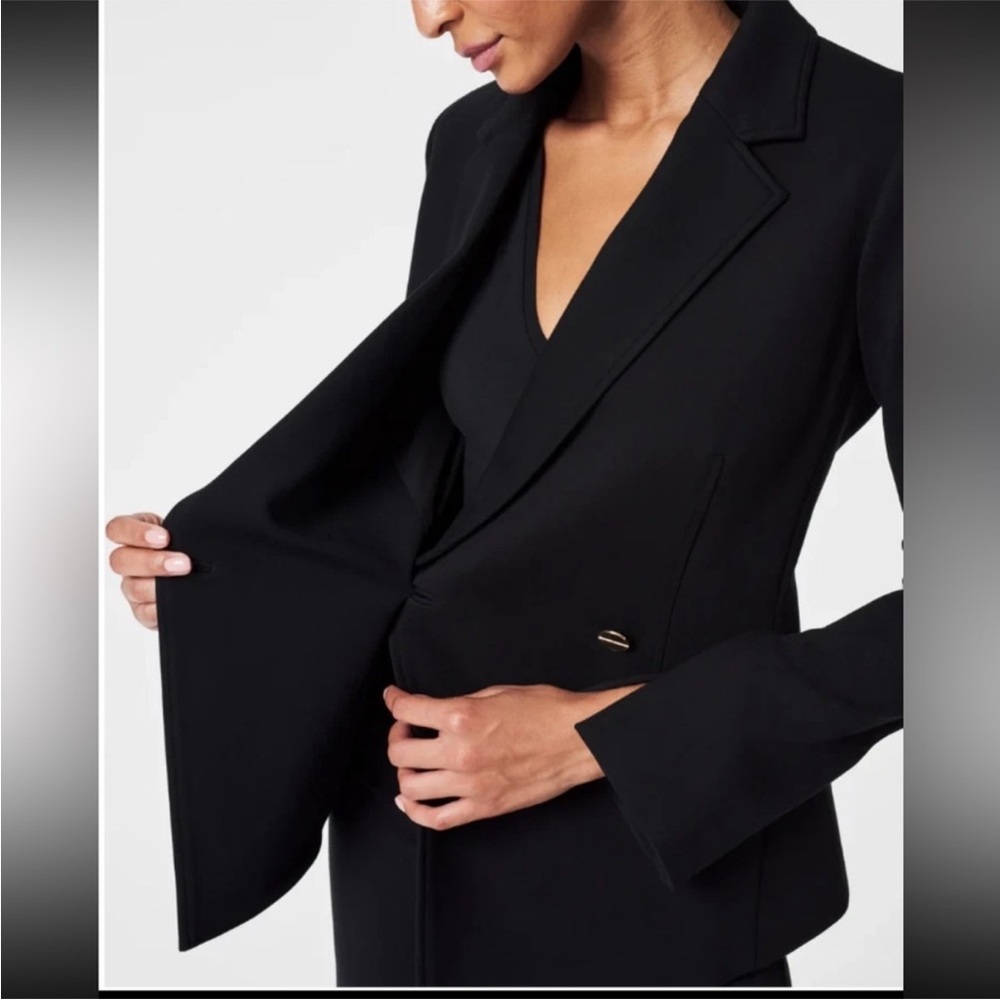 SPANX Asymmetrical Tailored Black Women's Blazer - Picture 3 of 4